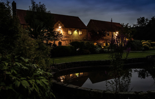 Thornhurst Manor