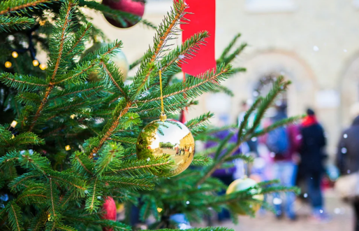 Mexborough Christmas Lights Switch On